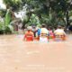 Polres Jember Evakuasi Korban Banjir di Rambipuji Pastikan Bantuan Tersalurkan