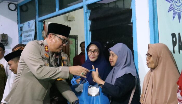 Ramadhan Berkah : Polres Mojokerto Kota Gelar Baksos dan Bukber di Panti Asuhan