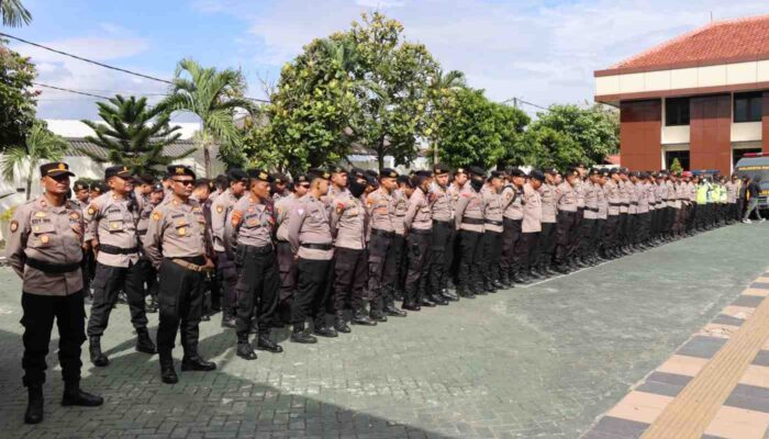 Polresta Pati Berhasil Kawal Sidang Putusan Botok dan Teguh, Kapolresta Sampaikan Apresiasi dan Permohonan Maaf kepada Masyarakat