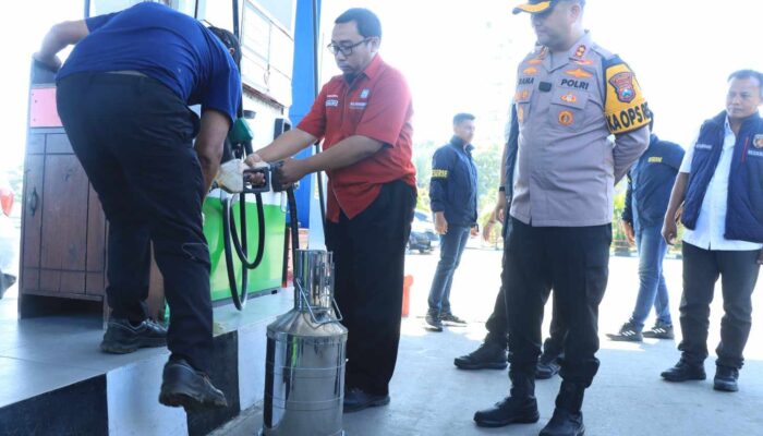 Polres Gresik Pantau SPBU Pastikan Stok Aman di Libur Lebaran