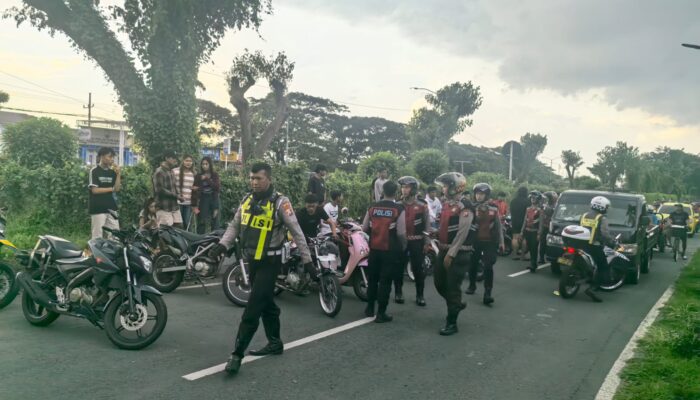Polres Pelabuhan Tanjung Perak Amankan 15 Motor Saat Tertibkan Balap Liar di Jalan HM Noer Surabaya