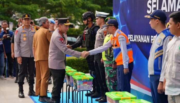 Tinjau Kalikangkung, Kapolri Pastikan Pelayanan hingga Rekayasa Lalin Optimal Hadapi Mudik 