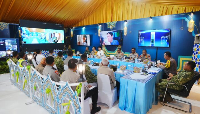 Monitoring Malam Takbiran, Kapolri Pastikan Pengamanan Rangkaian Perayaan Idulfitri 
