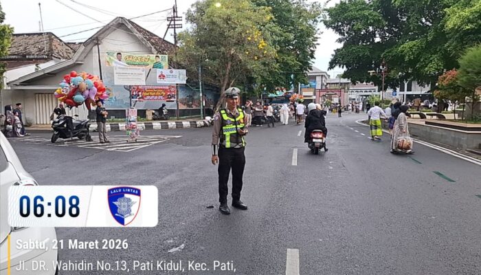 Pengamanan Sholat Idul Fitri di Masjid Agung Baitunnur Pati Berjalan Lancar, 15 Ribu Jamaah Hadir