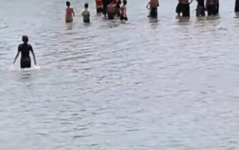 Anak Diduga Hanyut di Sungai Cikandang, Tim Gabungan Lakukan Pencarian di Pakenjeng