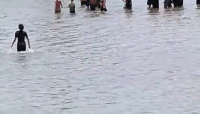 Anak Diduga Hanyut di Sungai Cikandang, Tim Gabungan Lakukan Pencarian di Pakenjeng