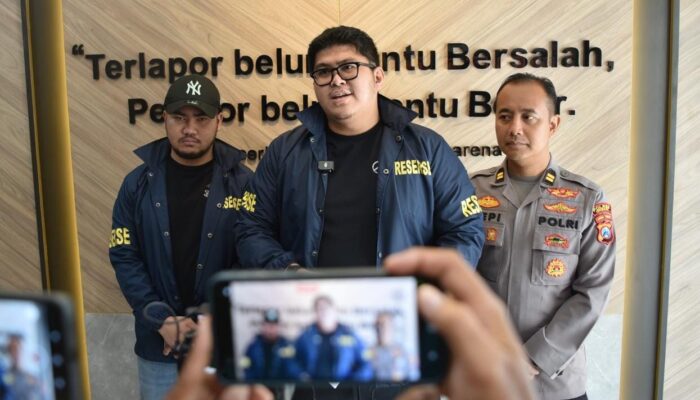 Polres Gresik Amankan Tersangka Pengedar Serbuk Petasan Asal Trenggalek