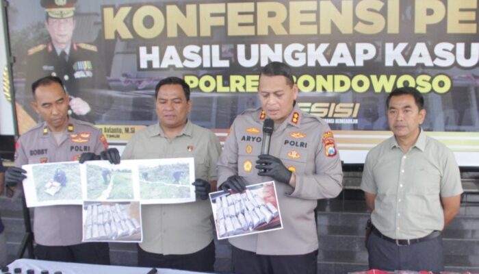 Polres Bondowoso Libatkan Gegana Brimob Polda Jatim Musnahkan 25 Kg Bubuk Mercon