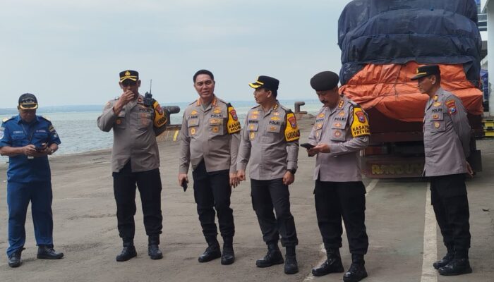Polda Jatim Pastikan Kesiapan Pos Terpadu di Pelabuhan Tanjung Perak Wujudkan Mudik Aman Keluarga Bahagia