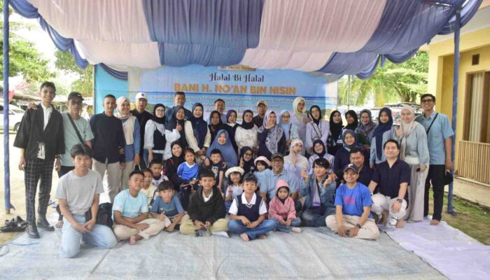 Keluarga Besar Halal Bani H. Noan Bin Nisin Gelar Halal Bihalal di Anyer