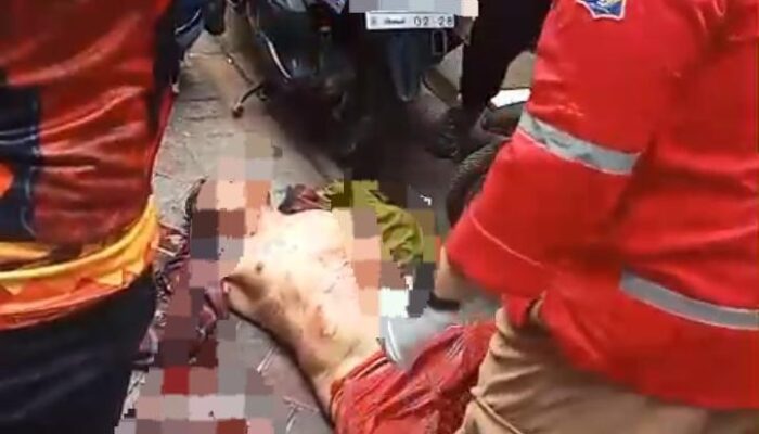 Pembacokan Brutal di Simokerto, Lansia Tewas Tragis di Tengah Gang Permukiman