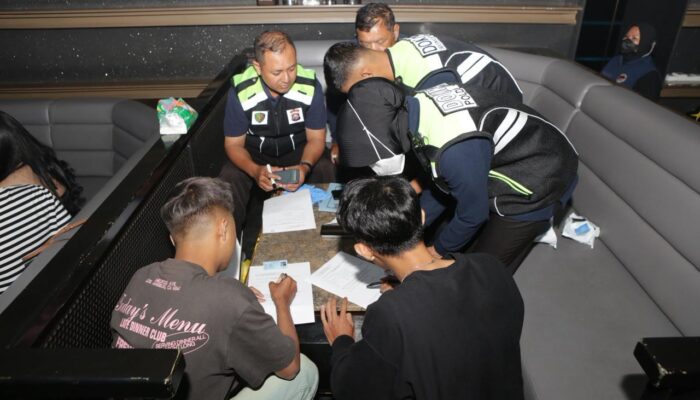 Polda Jatim Razia THM Surabaya, 106 Pengunjung Dites Urine, Hasilnya Seluruhnya Negatif