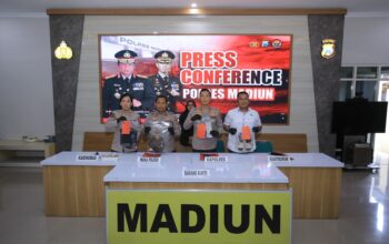 Polres Madiun Amankan Dua Tersangka Curanmor Modus Incar Motor di Persawahan dan Teras Rumah