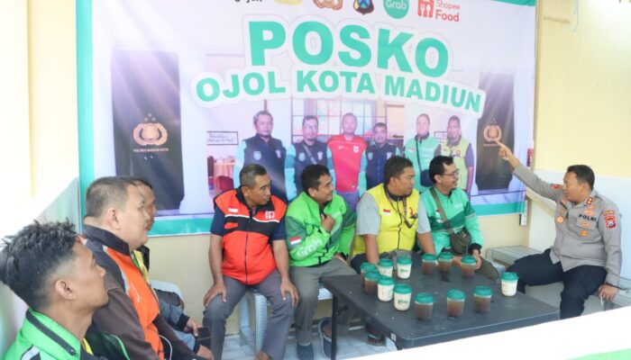 Perkuat Sinergitas, Polres Madiun Kota Resmikan Posko Ojol Kamtibmas