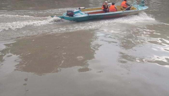 Wisata Perahu Kalimas Surabaya, Bersih dan Indah Jadi Daya Tarik Warga Surabaya