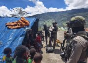 Satgas Damai Cartenz Laksanakan Patroli dan Layanan Kesehatan di Pengungsian Gigobak Sinak, Wujud Nyata Kepedulian kepada Warga