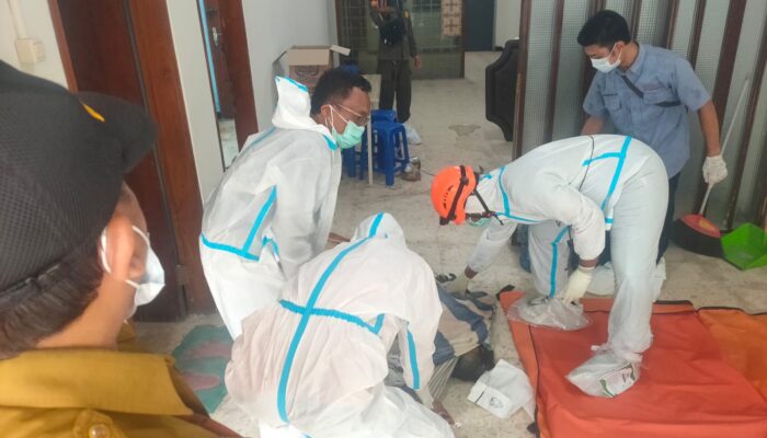 Heboh Penemuan Jenazah Wanita Sudah Membusuk di Dalam Rumah