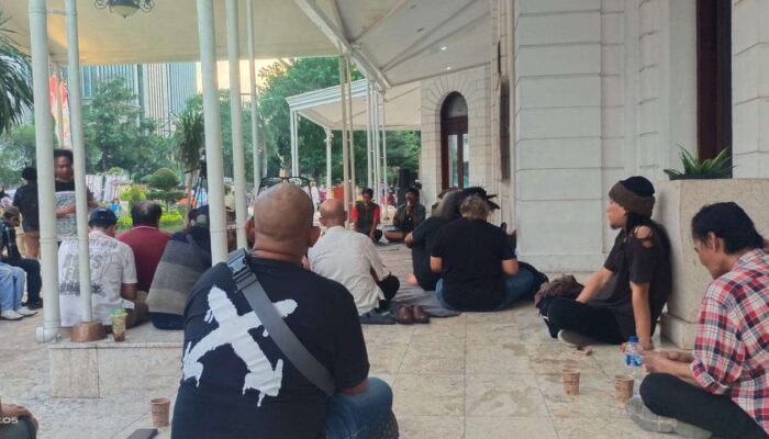 Polemik DKS vs Pemkot Surabaya, Seniman Bahas Ancaman Ruang Seni di Balai Pemuda