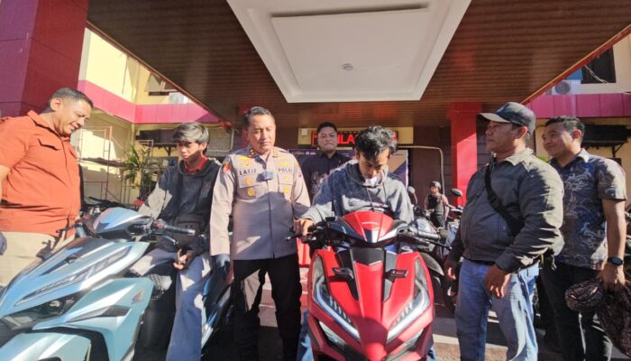 Polres Probolinggo Temukan dan Serahkan Motor yang Hilang, Korban Curanmor Tersenyum Riang