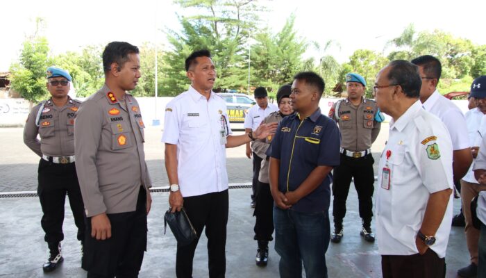 Sidak SPBU dan SPBE Kapolres Sumenep Tegaskan Stok Aman, Isu Kenaikan Hoaks