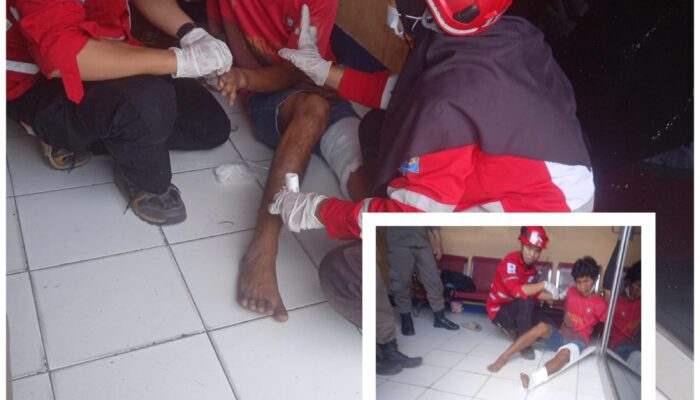 Command Center 110, TerimaLaporan Adanya Pria Tergeletak Bersimbah Darah di Pospol Kedung Cowek Polsek Tambaksari Respon Cepat