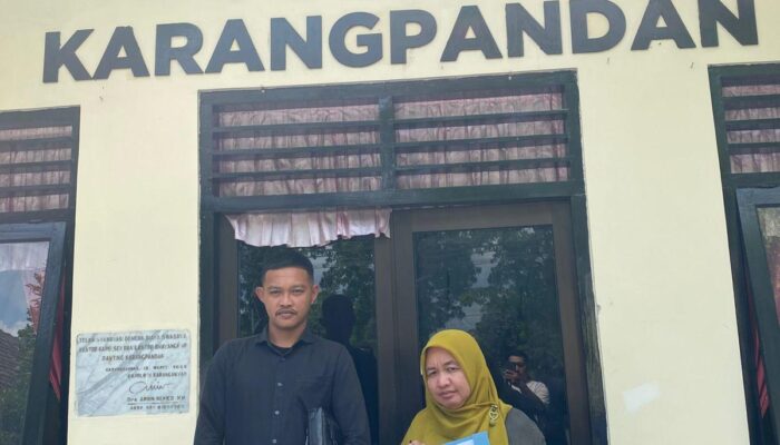 Ibu Giatmi Lapor ke Polsek Karangpandan, Diduga Alami Intimidasi oleh Debt Collector.