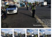 Polsek Tambaksari Siaga Pagi, IPTU Hari Karyono Pimpin Pengaturan Lalin dan Antisipasi 3C di Kedung Cowek Surabaya