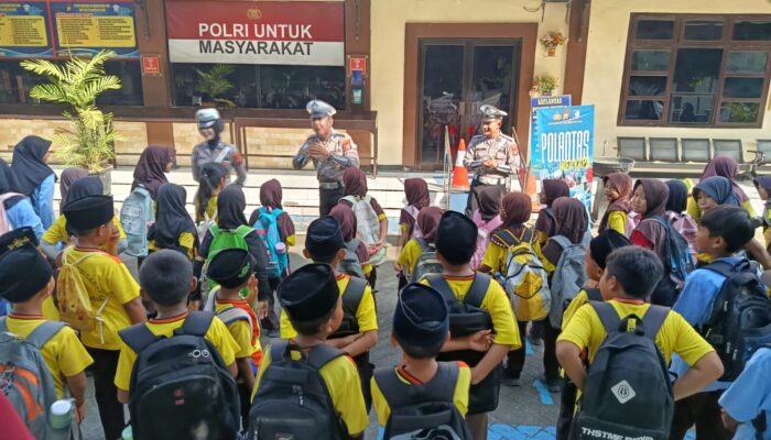 Polsanak: Polres Blitar Edukasi Pelajar Berbudaya Tertib Sejak Dini
