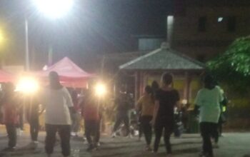 Malam Membara di Hotel Dafam! Puluhan Ibu-Ibu Hentak Lapangan dengan Senam DJ Remix