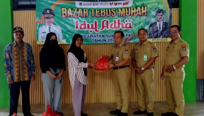 Gelar Bazar Tebus Murah Idul Adha 2026, Camat Sukamulya: Wujud Kepedulian terhadap Kebutuhan Pokok Masyarakat 