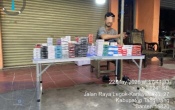 Penjual Rokok Ilegal Tanpa Pita Cukai Berjualan Kembali Setelah Sempat Diamankan Ke Bea Cukai