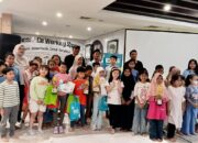 Meriah, Penutupan Bazar UMKM AWS di Surabaya Diwarnai Lomba Mewarnai Anak dan Doorprize