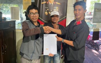 M Agus Orang Tua Pengendara Memberikan Uang 1Juta Untuk Ganti Rugi Perbaikan Motor Korban