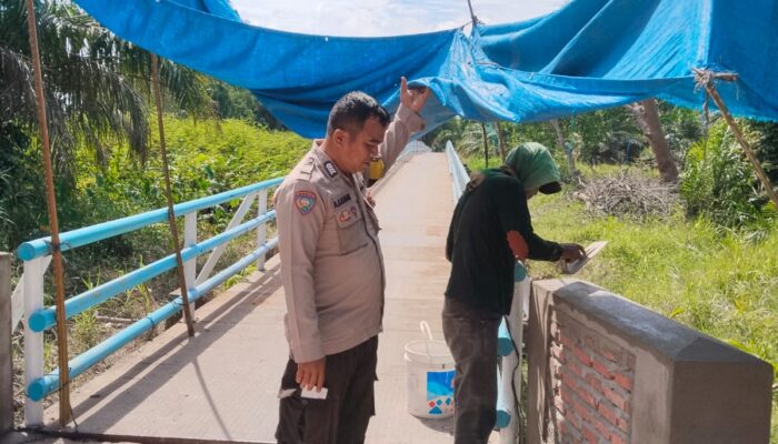 Kapolsek Rimba Melintang Tinjau Progres Renovasi Jembatan Merah Putih Presisi Tahap II, Pengerjaan Capai 82 Persen