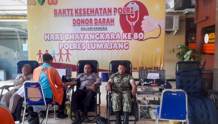 Polri Untuk Masyarakat : Polres Lumajang Gelar Bakti Kesehatan Sambut Hari Bhayangkara ke-80
