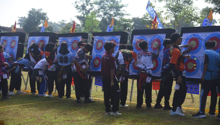 HUT Bhayangkara ke 80, Turnamen Panahan Bhayangkara ke-5 di Mako Brimob Bondowoso Dibuka Kapolres