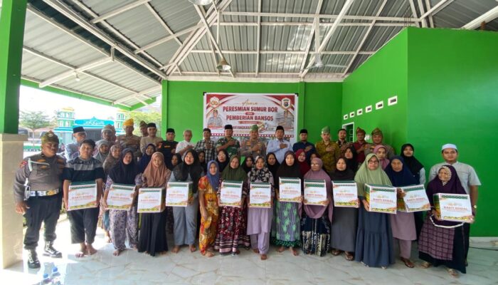 POLSEK BAGAN SINEMBAH RESMIKAN SUMUR BOR DAN SALURKAN BANSOS DALAM RANGKA HARI BHAYANGKARA KE-80
