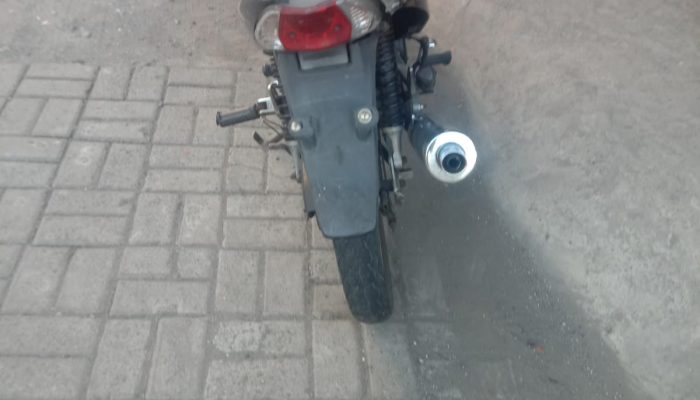 Laka Tunggal di Jalan Kenjeran, Pengendara Supra X Terpental Lima Meter Usai Motor Diduga Oleng