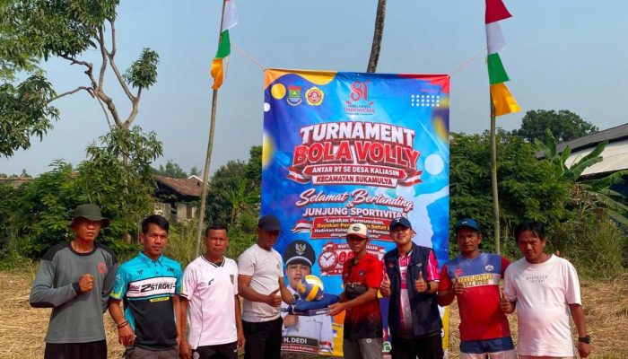 Penuh Drama dan Persaingan Sengit, RT Asep Jadi Kampiun Turnamen Voli HUT RI ke-81 Desa Kaliasin