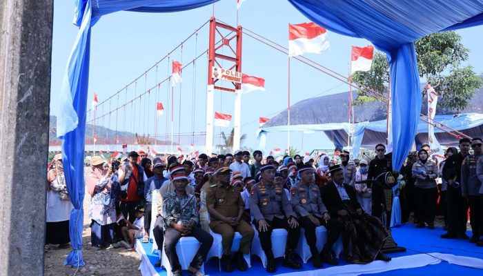 Kapolri Resmikan 895 Jembatan Merah Putih Presisi Berikan Manfaat bagi 2 Juta Masyarakat
