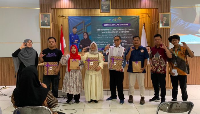 Transformasi UMKM Menuju Usaha Legal dan Go Digital, KKN Universitas Yatsi Madani Gandeng Kelurahan Cikokol