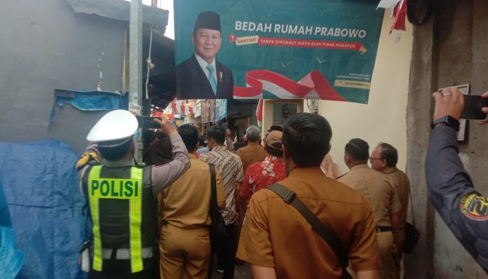 Polsek Tambaksari Amankan Program Bedah Rumah di Tambaksari Selatan IPTU Hari Karyono Tunjukkan Pendekatan Humanis