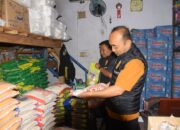 Satgas Pangan Polres Bondowoso Pastikan Harga Beras di Pasar Induk Sesuai HET