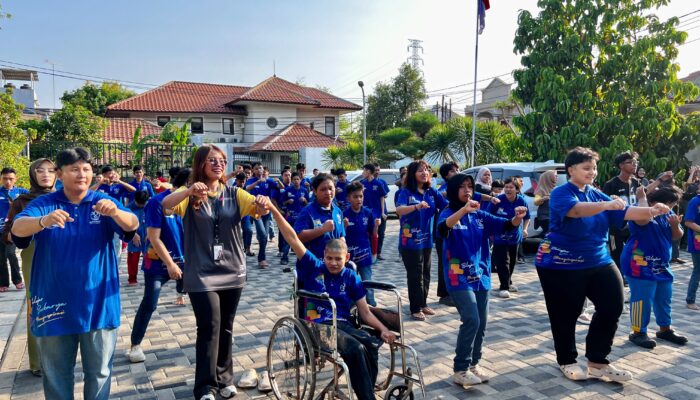 Dafam Surabaya Ajak Kampung Anak Negeri Kalijudan Senam Ceria