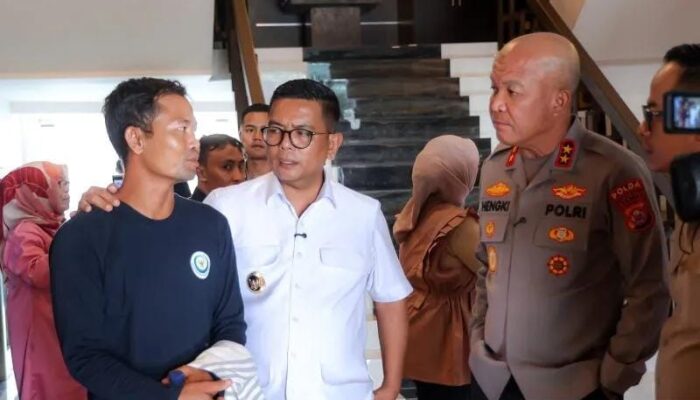 Polda Banten Dampingi Pemulangan dan Pemakaman Korban Kapal Aruphadatu 1
