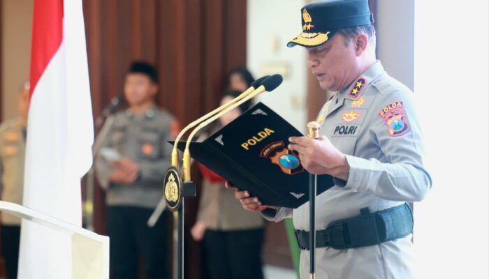 Kapolda Jatim Pimpin Sertijab Kabid TIK dan Sejumlah Kapolres Baru