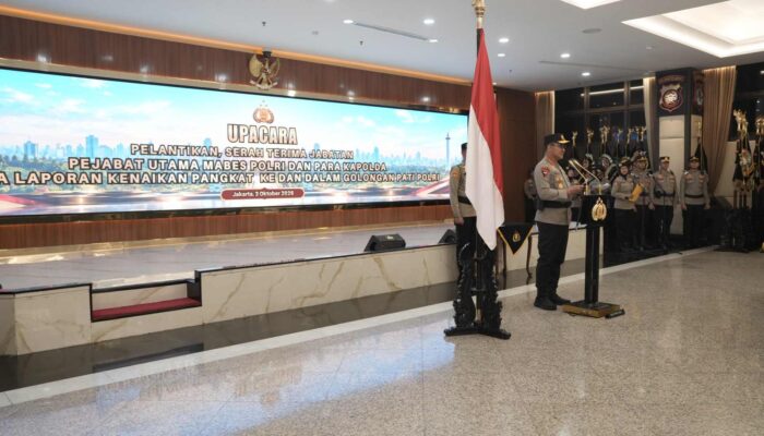 Irjen Pol Hendra Kurniawan Resmi Dilantik Kapolri sebagai Kapolda Banten