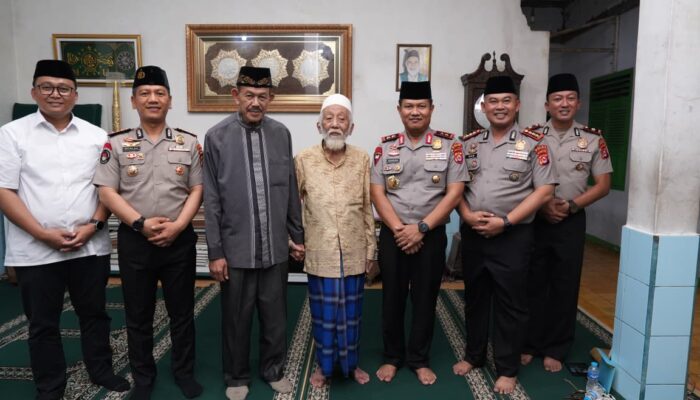 Perkuat Sinergi Ulama dan Polri, Kapolda Banten Silaturahmi dengan Ulama Besar Banten