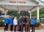 Dosen UNPAM Serang Latih Komunikasi Bahasa Inggris Siswa SMA Negeri 1 Petir Melalui Pendekatan Communicative Language Teaching Berbasis Digital