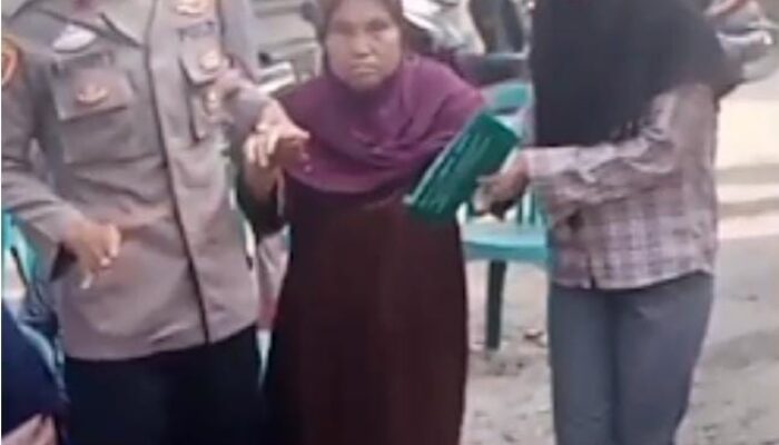 Polisi Hadir di Tengah Masyarakat, Kapolsubsektor Binuang Gandeng Pemdes Ketos dan RS Ahmad Wardi Gelar Bakti Sosial Mata
